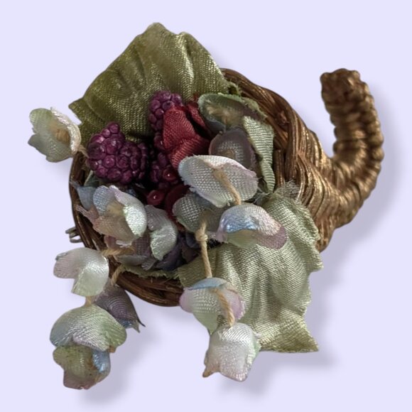 V. Avon Fall Cornucopia Silk Floral Brooch - Picture 2 of 6